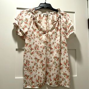 Pleione EUC floral ruffle sleeve top